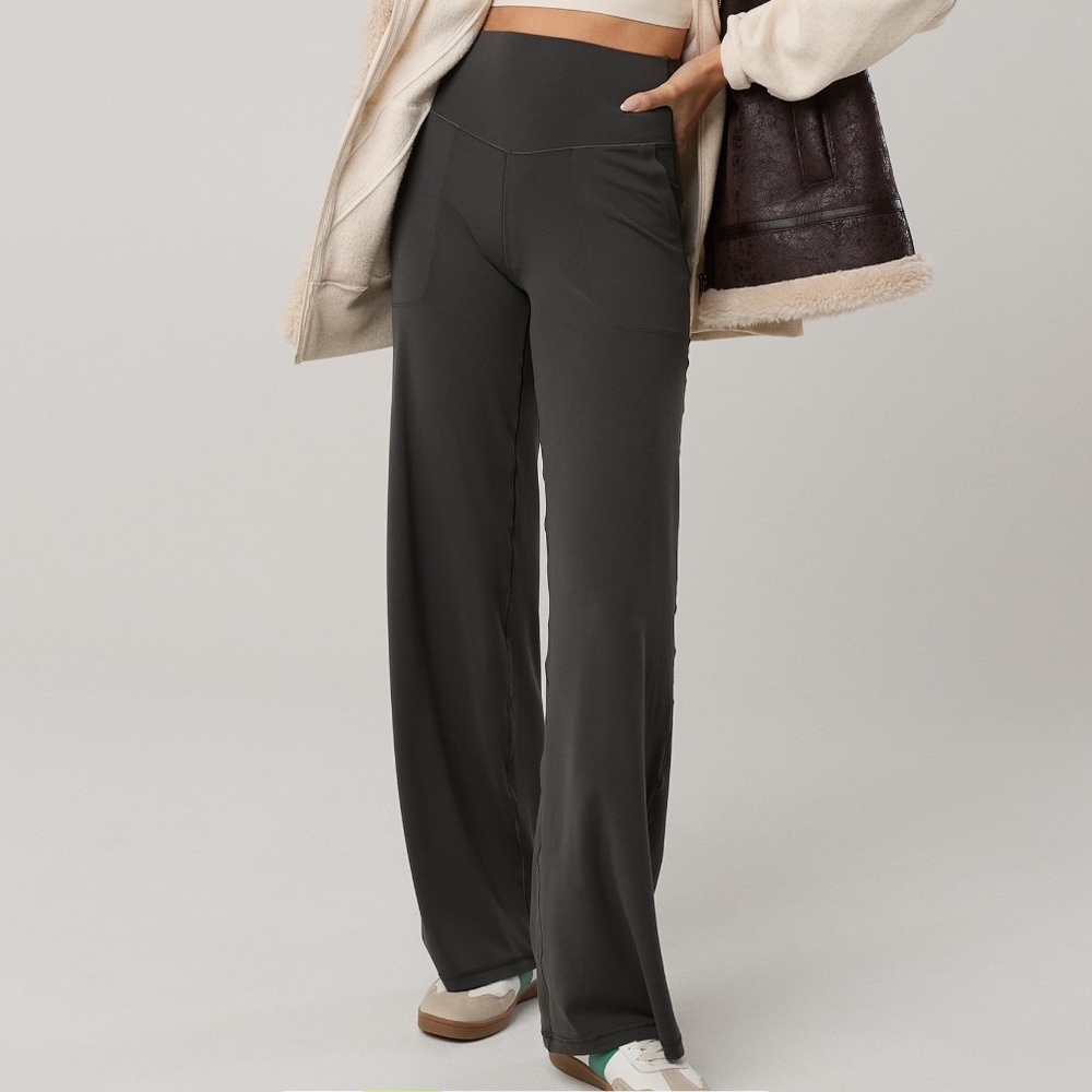 Aerie Buttery Soft Trouser